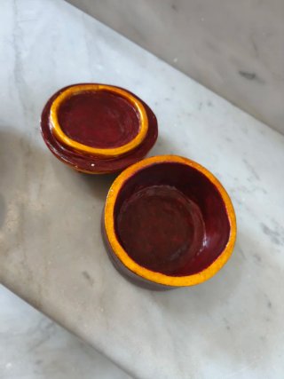 Cofanetto portagioie decorato con fiocco dorato