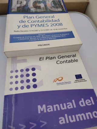 2libros. Plan General Contable y Manual del alumno
