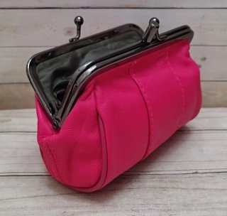 OFERTA. MONEDERO ROSA VINTAGE PIEL UBRIQUE