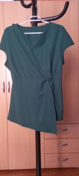 Blusa cruzada verde oscuro