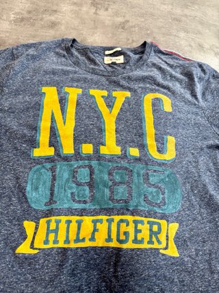 Camiseta Tommy Hilfiger NYC 1985 Talla L