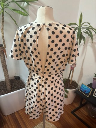 Mono corto lunares beige y negro