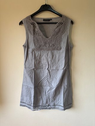 Vestido Kiabi gris talla M