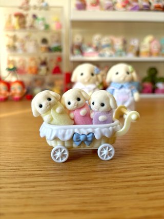 Sylvanian Families Conejos Bebé Cochecito