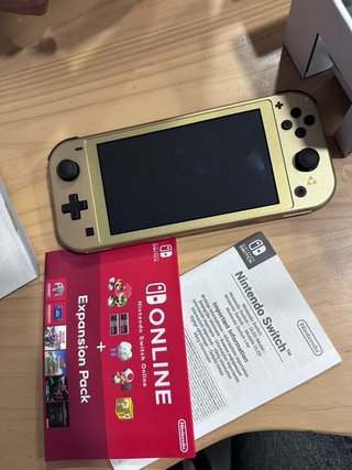 Nintendo Switch Lite Edición Hyrule Dorada