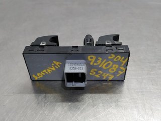 MANDO ELEVALUNAS DELANTERO IZQUIERDO SKODA OCTAVI