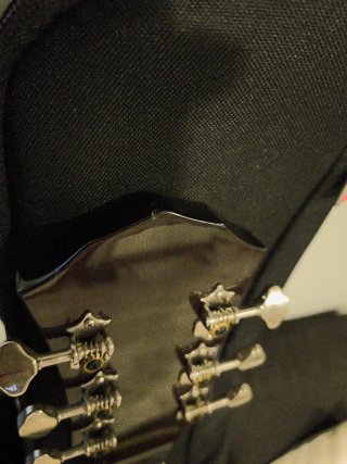 Guitarra Fender T-Bucket 300CE + funda nueva