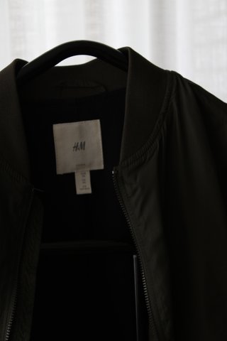Chaqueta Bomber H&M Verde Oliva Talla M