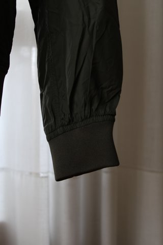 Chaqueta Bomber H&M Verde Oliva Talla M