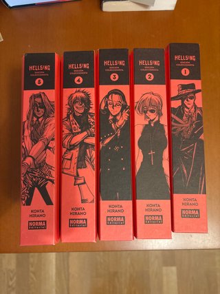 COLECCIÓN COMPLETA HELLSING