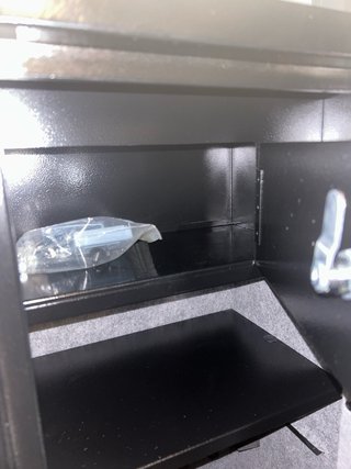 Armero de seguridad para armas largas y cortas