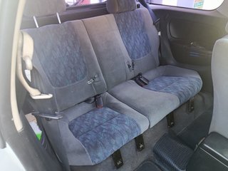 Nissan Almera 2000