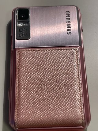 Móvil Samsung antiguo rosa y plata