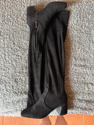 Botas altas negras