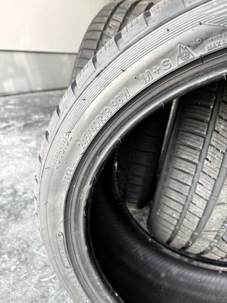 4 Neumáticos de Invierno Toyo Snowprox 245/40R19