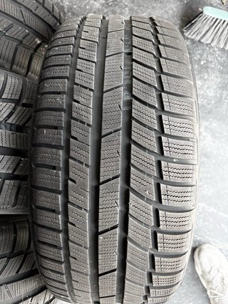 4 Neumáticos de Invierno Toyo Snowprox 245/40R19