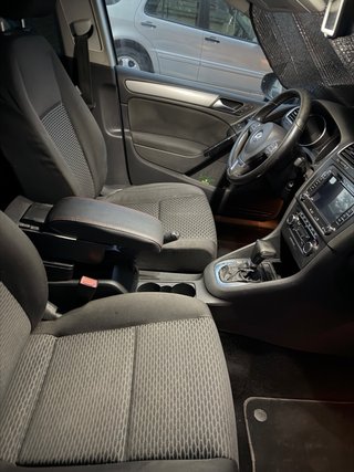 Volkswagen Golf VI