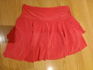 Falda infantil volantes roja