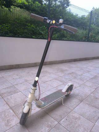 Patinete Eléctrico Xiaomi M365 Blanco