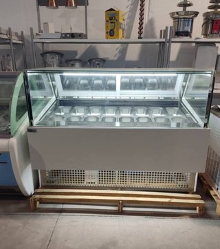 VITRINA EXPOSITORA DE HELADOS