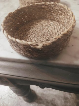 2 Cestas pequeñas de mimbre