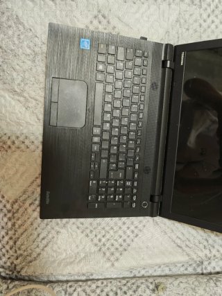 Portátil Toshiba Negro