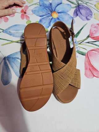 PRECIOSAS SANDALIAS ESTILO ORIENTAL (NUEVAS)