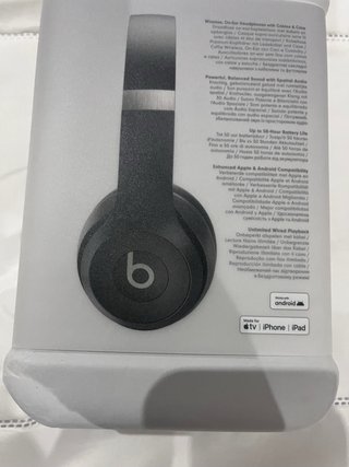 Beats Solo 4 Nuevos Negro