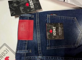 Pantalón vaquero DSQUARED2 con rotos