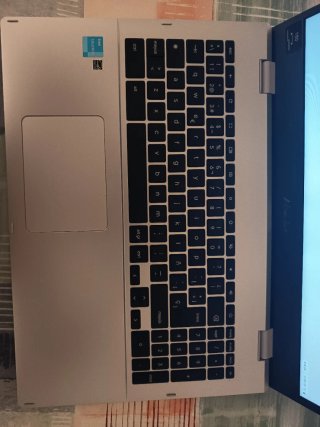 Asus Chromebook CX1 con cargador
