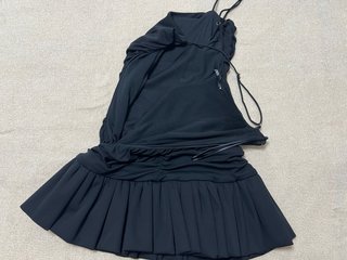 Vestido mini negro Zara