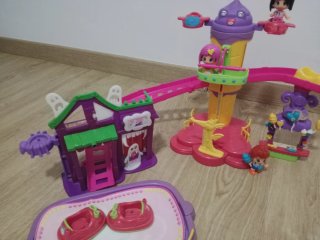 Feria Pin y Pon con 3 muñecos.