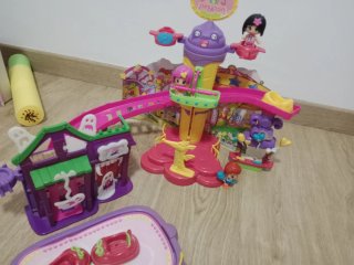 Feria Pin y Pon con 3 muñecos.
