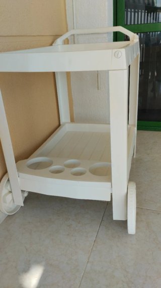 Mesa camarera auxiliar veraniega