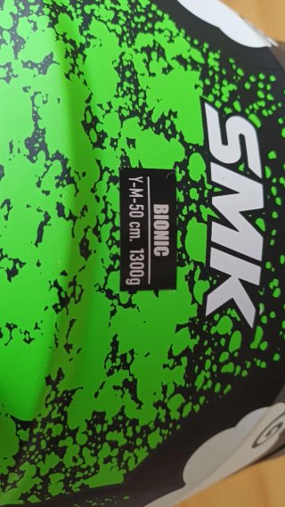 Casco SMK Junior Talla M