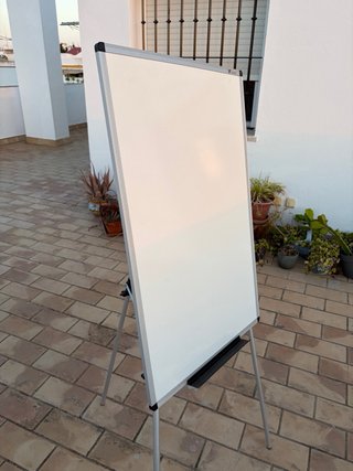 Pizarra blanca portátil con soporte