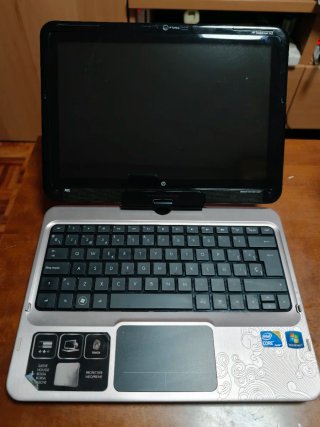 Portatil hp touch smart tm2 en muy buen estado