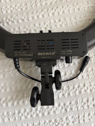 Aro de Luz Neewer RL-18 con Trípode y Filtros