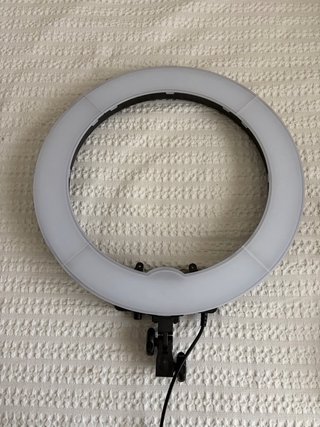 Aro de Luz Neewer RL-18 con Trípode y Filtros