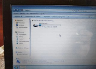 Acer Aspire One, mini netbook portatile da 10,1", colore: rosa
