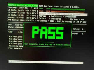 RAM Gigabyte Aorus DDR4 16GB 3733MHz, RGB.