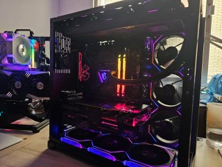 Caja PC Razer lianli RGB 7fans