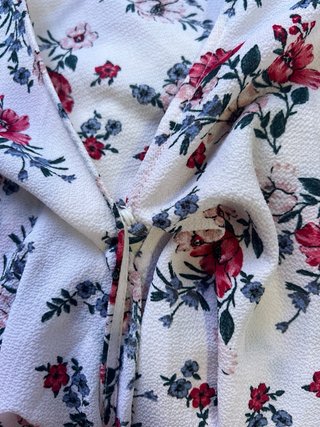 Vestido cruzado estampado floral