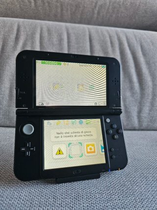 New Nintendo 3DS XL Pokemon Sole & Luna completo
