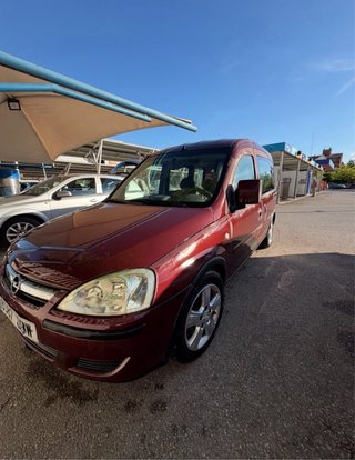 Opel Combo 1.7 Diésel (5 Plazas) • ¡Solo 160.000 k