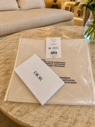 Neceser Dior Beige Bordado Mariposas