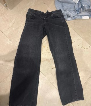 Tejanos: Azul: Zara, 36  Negro: Stradi, 36