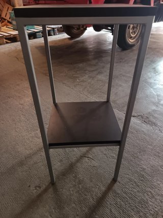 Mesita alta metal y madera
