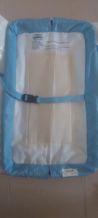 Cuna de viaje azul