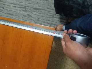 Mesa de comedor de madera